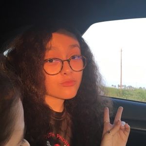 Meet your Posher, Giana